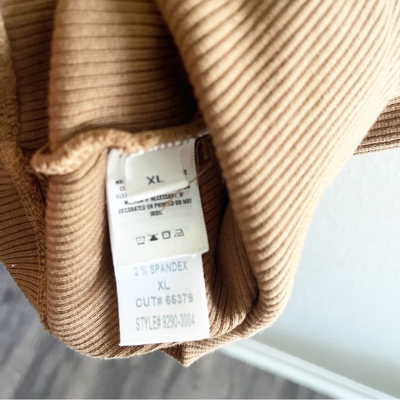 Citizens of Humanity Brown Knit Short Sleeve Top - Picture 4 of 5